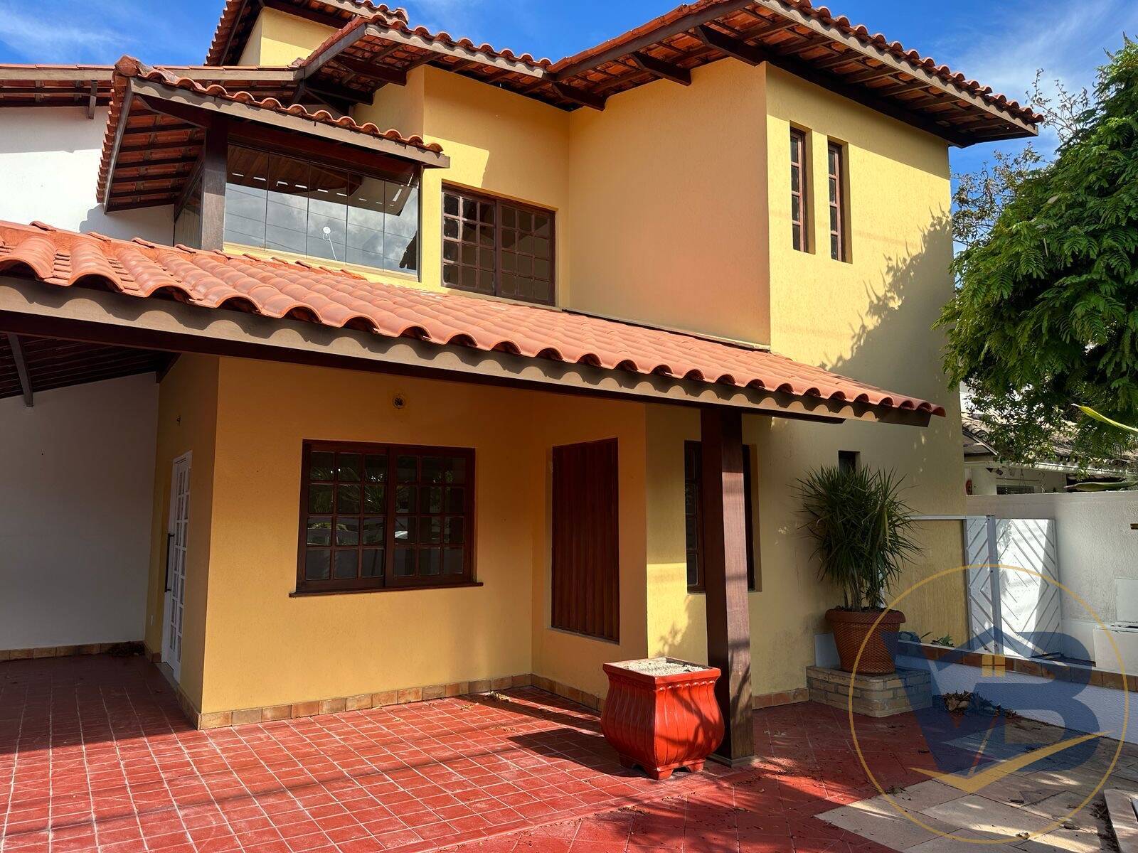 Casa, 5 quartos, 207 m² - Foto 2